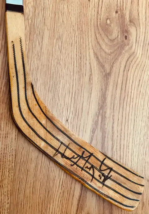 Wayne Gretzky Autographs
