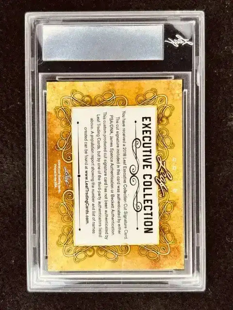 019084e2e065af2f36603560de992cd4 - AutographsForSale.com