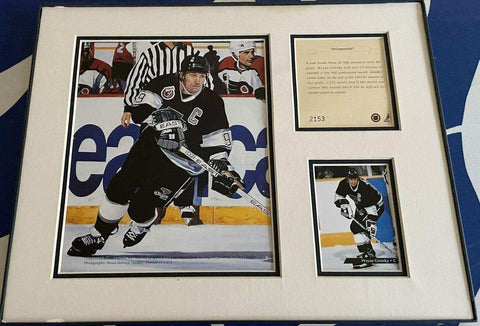 04421fcf161151b216f3b6f0eee8244a - AutographsForSale.com