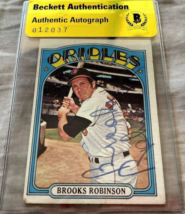 Brooks Robinson signed Baltimore Orioles 1972 Topps card BAS - AutographsForSale.com
