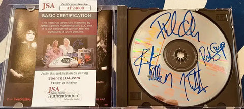 0546f4d650d5011a1d0c3cbb468c2422 - AutographsForSale.com