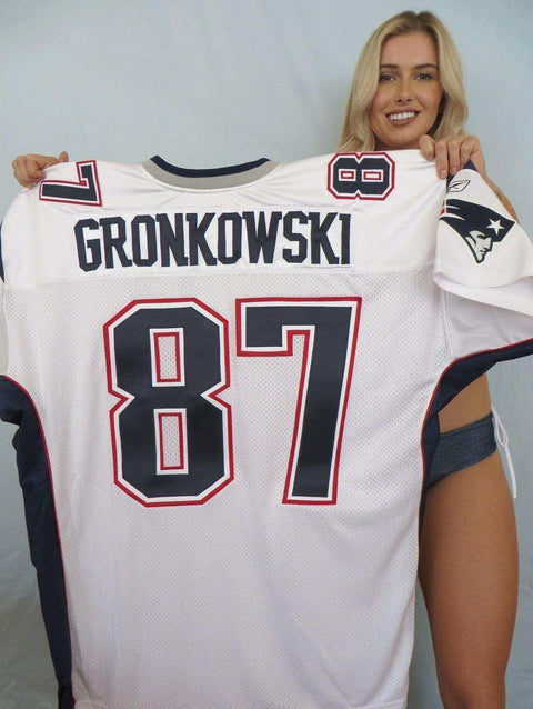 0b62c657494540922cb68511bf4e6515 - AutographsForSale.com
