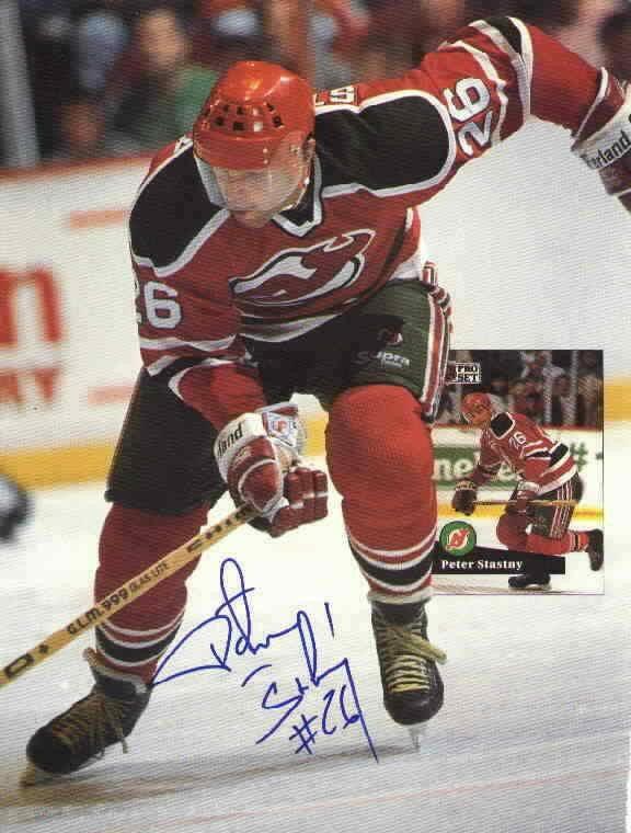 Peter Stastny signed NJ Devils Beckett hockey cover photo - AutographsForSale.com