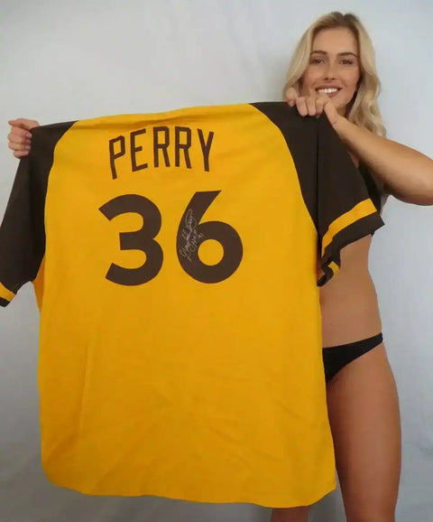 0e095d5523fc4e7baad7a1bd5c890f0f - AutographsForSale.com