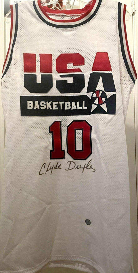 0e7ba0e68d4e550892fccb13de7248f4 - AutographsForSale.com