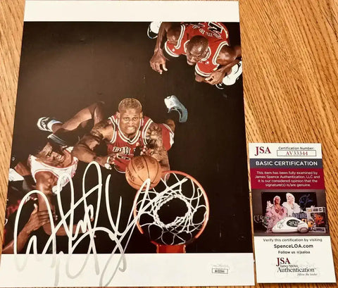 0f4d1ade07205b12bd0bbfb4947dd46c - AutographsForSale.com