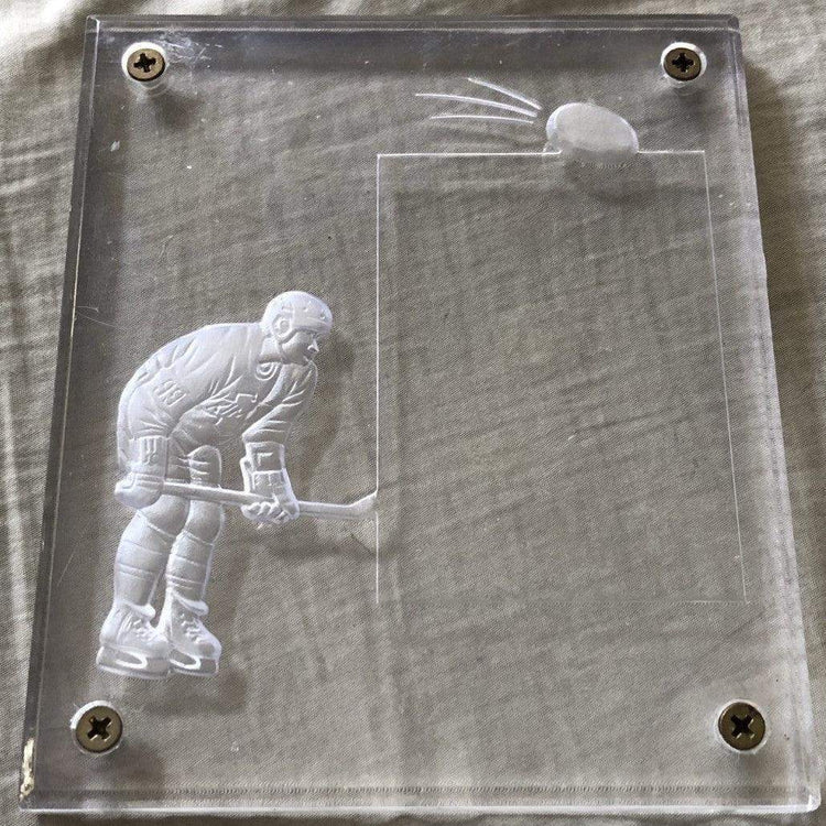 Wayne Gretzky LA Kings hockey card 5x6 lucite display holder - AutographsForSale.com