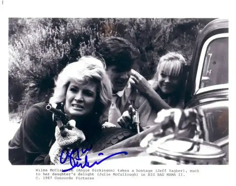 157d9e4c205b0fd51c474e9d4beeaf93 - AutographsForSale.com