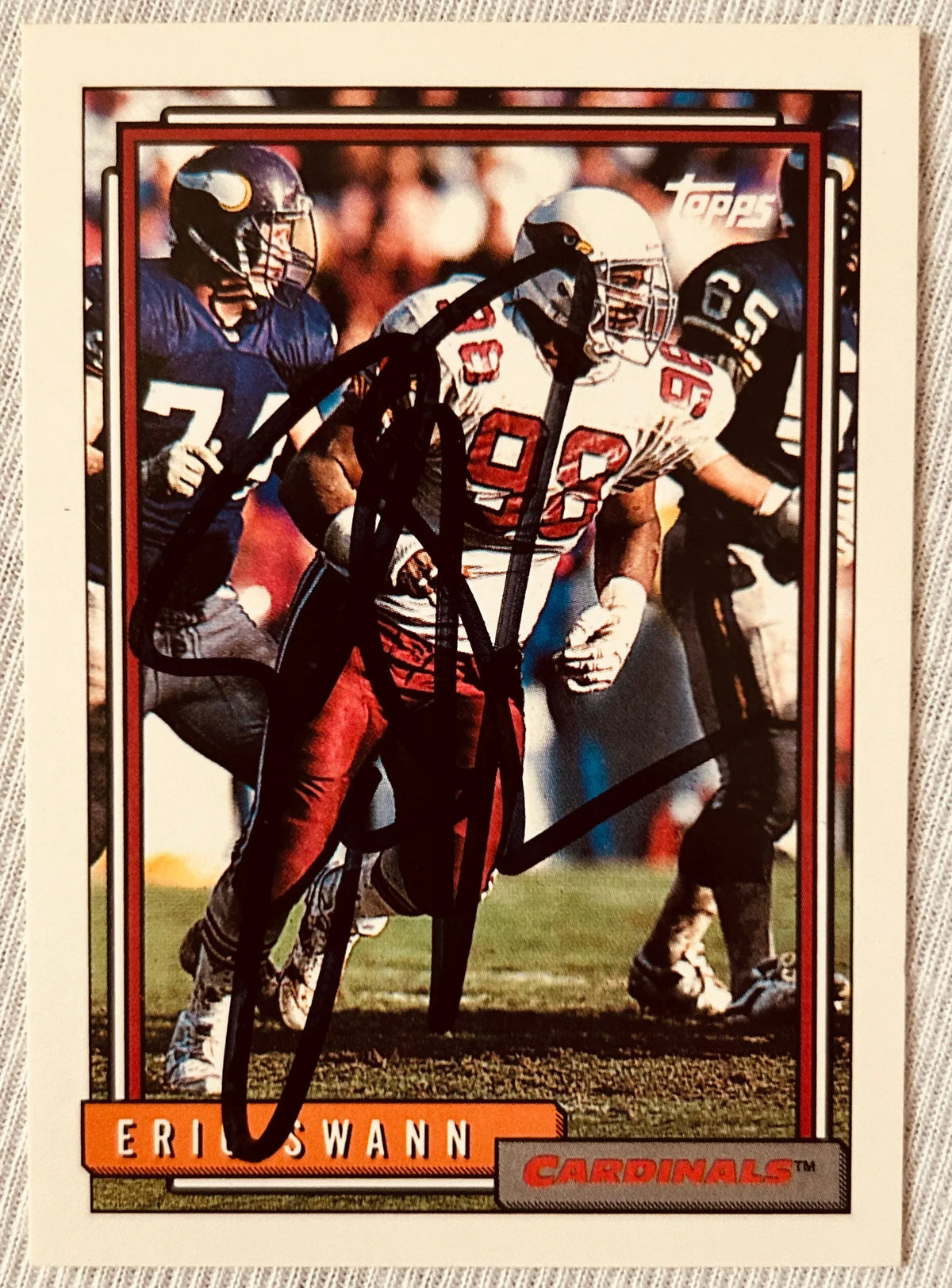 Eric Swann autographed Arizona Cardinals 1992 Topps card - AutographsForSale.com