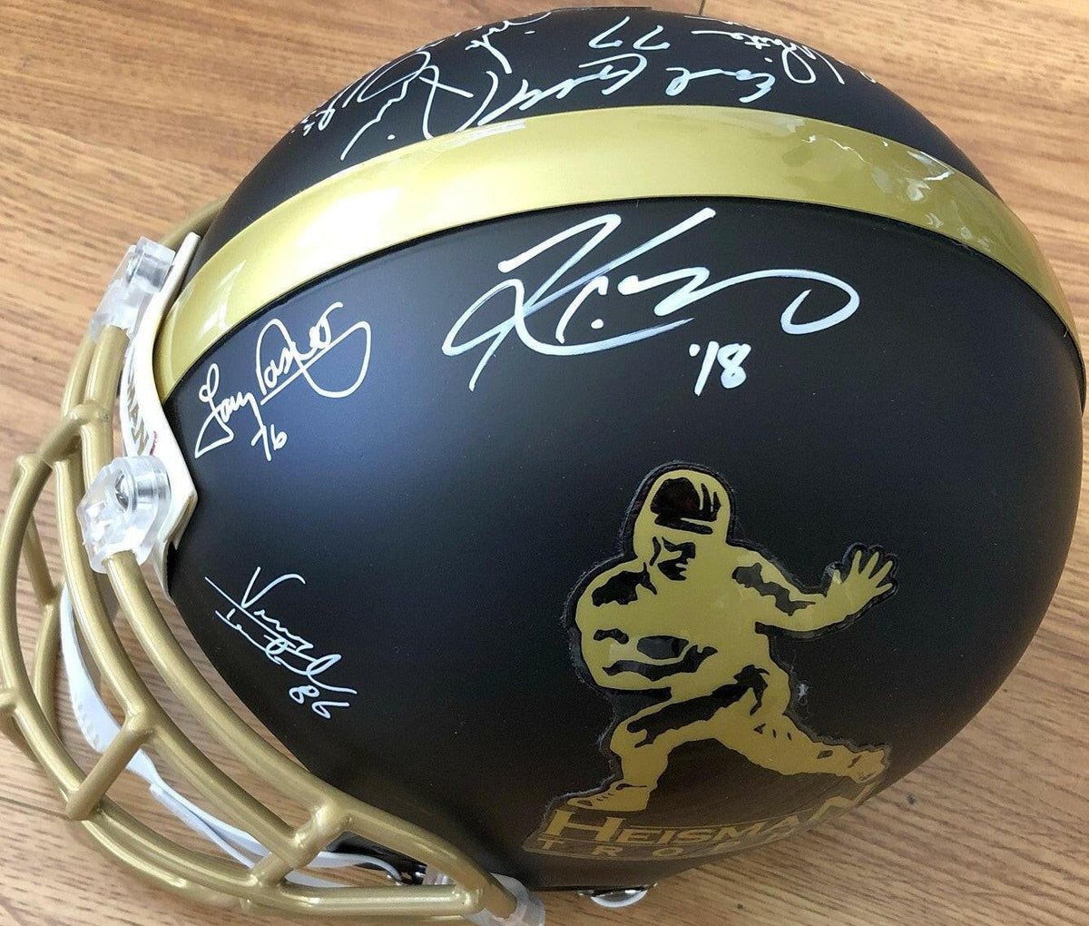 Heisman Trophy FS helmet signed by 13 winners Earl Campbell Tony Dorsett Paul Hornung Steve Spurrier BAS - AutographsForSale.com