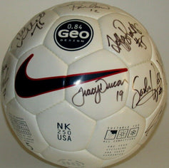 1999 USA Womens World Cup team black Sharpie signed Nike Soccer Ball Mia Hamm USWNT - AutographsForSale.com