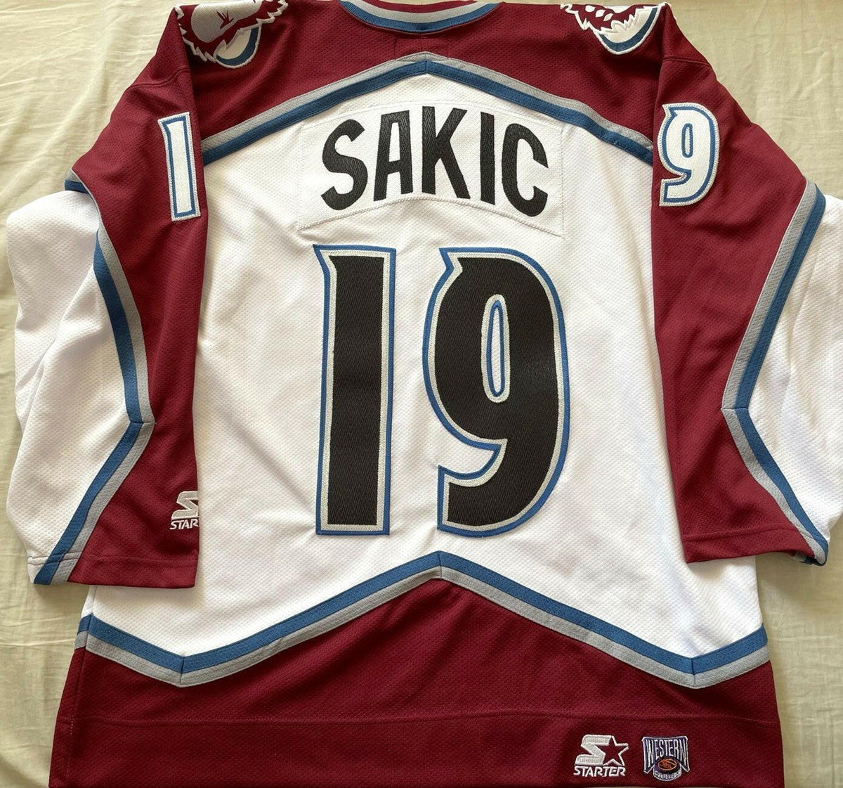 Joe Sakic Colorado Avalanche 1990s Starter white jersey - AutographsForSale.com
