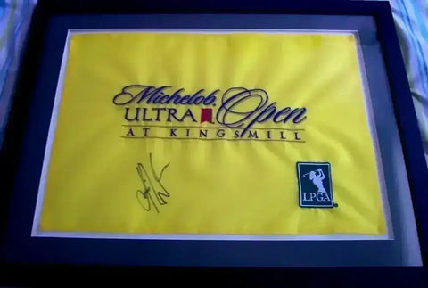 1d4322c9bbb88070f01fe1d8f4554a30 - AutographsForSale.com