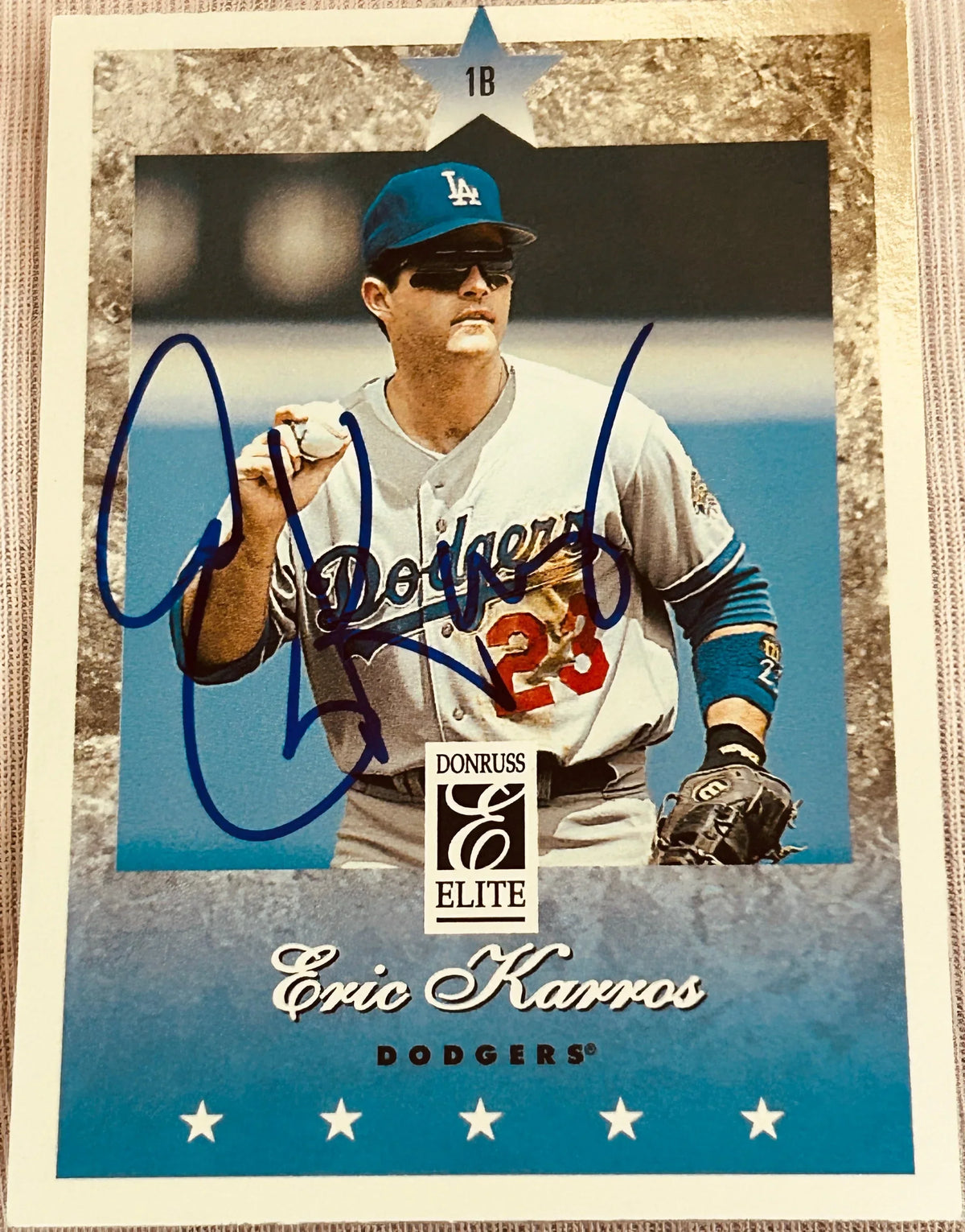 Eric Karros autographed LA Dodgers 1997 Donruss Elite card - AutographsForSale.com