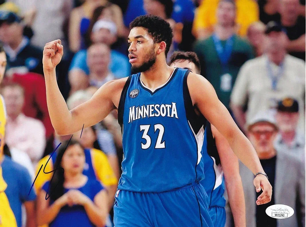 Karl-Anthony Towns autographed Minnesota Timberwolves 8x10 photo JSA - AutographsForSale.com