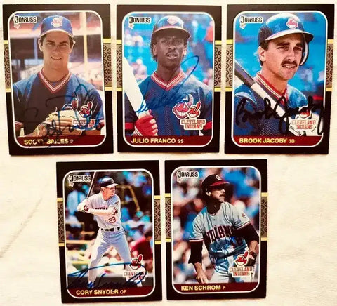 21b16ed3813484d665d12c6554720bc3 - AutographsForSale.com