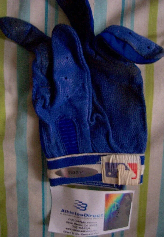 Carlos Delgado signed Blue Jays game used Franklin batting glove - AutographsForSale.com