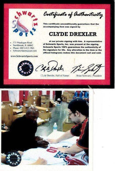 Clyde Drexler signed 1992 USA Dream Team jersey Schwartz - AutographsForSale.com