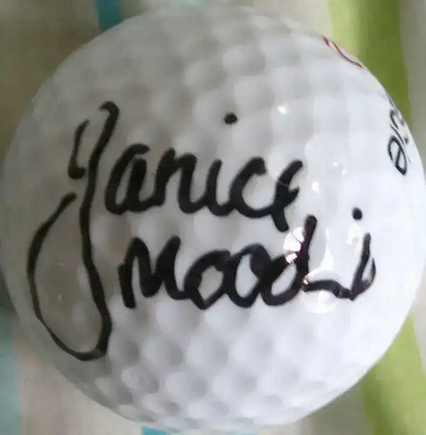 23ec9f2784be23a33143abd6f07150dd - AutographsForSale.com