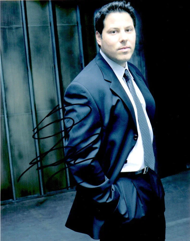 Greg Grunberg autographed Alias 8x10 photo - AutographsForSale.com