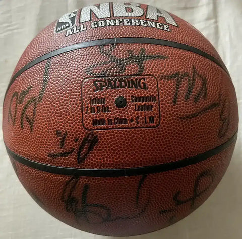 262b53e1f7ba6a39415013837571bfa8 - AutographsForSale.com