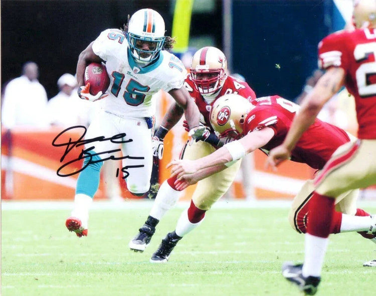 Davone Bess autographed Miami Dolphins 8x10 photo - AutographsForSale.com