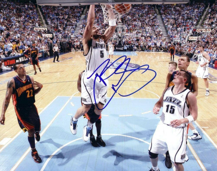 Carlos Boozer autographed Utah Jazz 8x10 photo - AutographsForSale.com