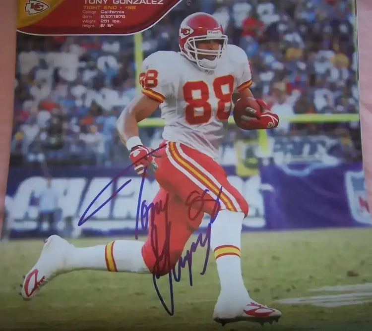 Tony Gonzalez signed Kansas City Chiefs 2007 calendar photo - AutographsForSale.com