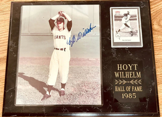 Hoyt Wilhelm signed NY Giants 8x10 photo & 2002 Fleer card in plaque - AutographsForSale.com