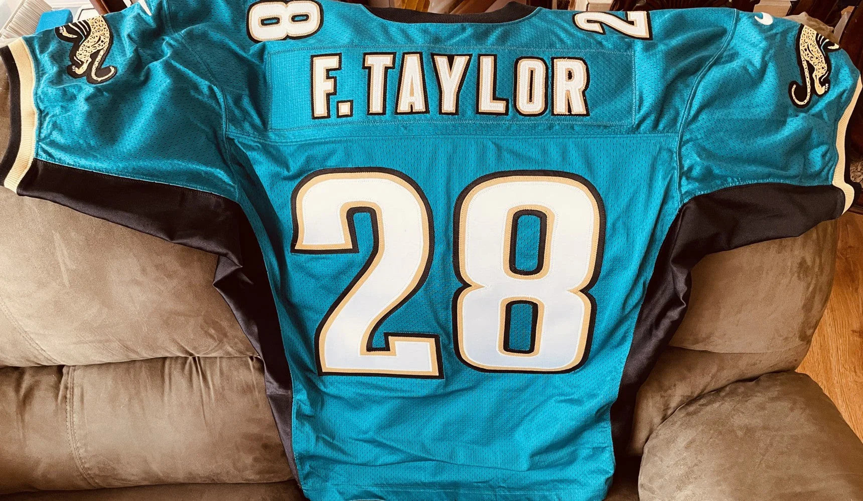Fred Taylor Jacksonville Jaguars 1998 ROOKIE Nike game model size 52 jersey NEW - AutographsForSale.com