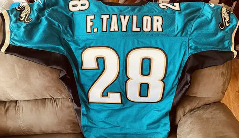 2c9531b8efb1d88125eeaa5c12983f2a - AutographsForSale.com