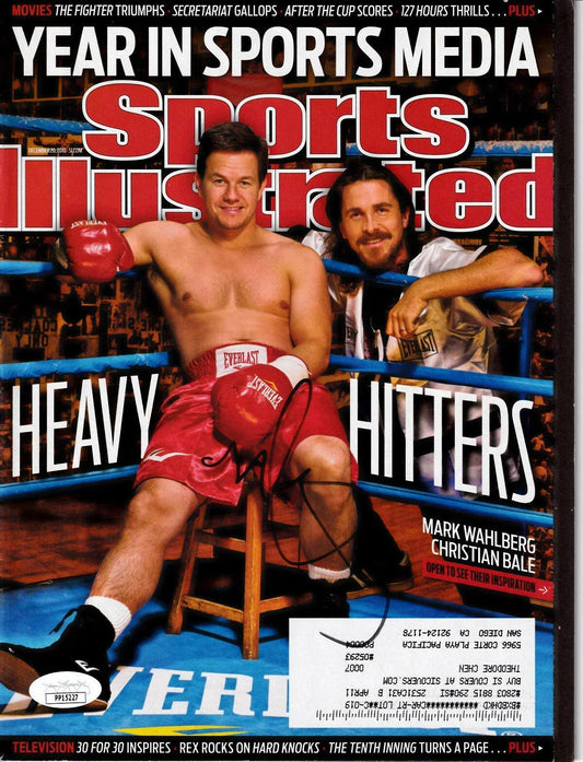 Mark Wahlberg signed Fighter movie 2010 Sports Illustrated magazine JSA - AutographsForSale.com