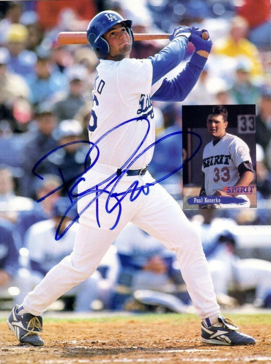 Paul Konerko autographed LA Dodgers Beckett back cover photo - AutographsForSale.com