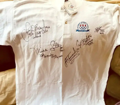 34834875a4d964df3bd78d3ec2850924 - AutographsForSale.com
