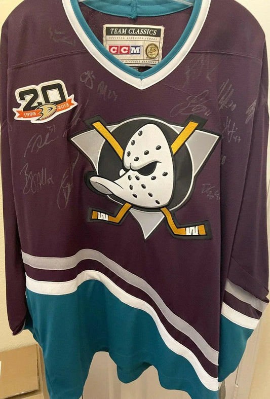 2013-14 Anaheim Ducks team signed CCM jersey Ryan Getzlaf Teemu Selanne - AutographsForSale.com