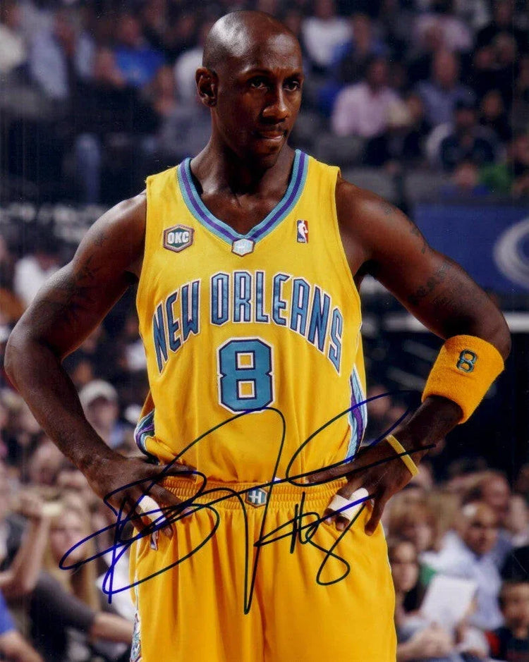 Bobby Jackson autographed New Orleans Hornets 8x10 photo - AutographsForSale.com