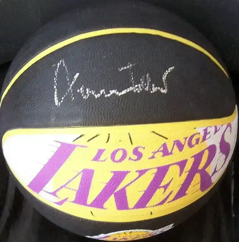 356c4930391dc692235864df0e2fe9c6 - AutographsForSale.com