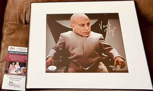 Verne Troyer signed mini Me 8x10 Austin Powers movie photo framed JSA - AutographsForSale.com