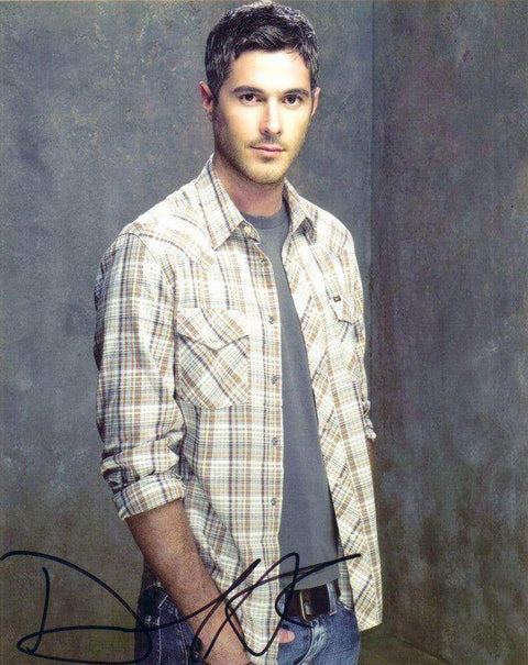 42432dd62c82bd1a6c8a0c6e9ef0b139 - AutographsForSale.com