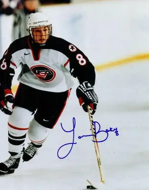 Laurie Baker signed 1998 US Women’s hockey team 8x10 photo - AutographsForSale.com