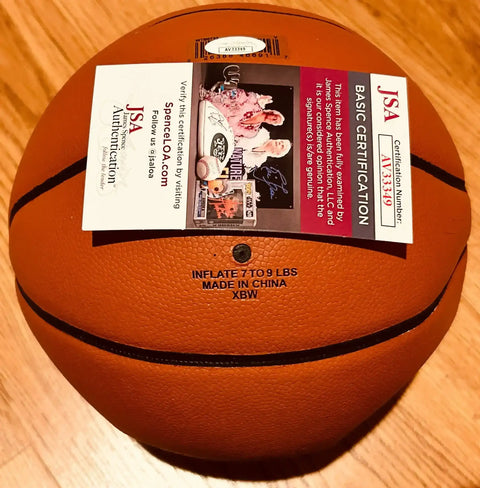 4b010c00ad2c4ab44f13bb8fbfe81c8d - AutographsForSale.com