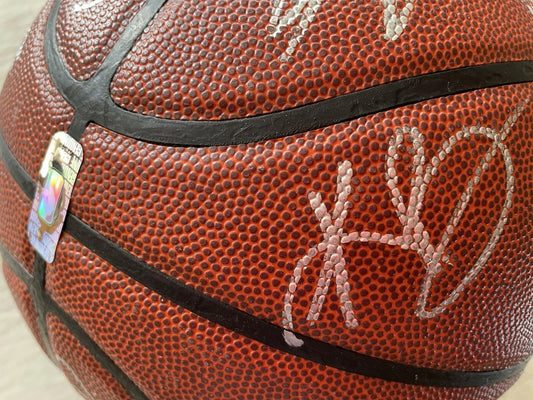 Kobe Bryant 2007-08 Lakers team signed NBA basketball JSA - AutographsForSale.com