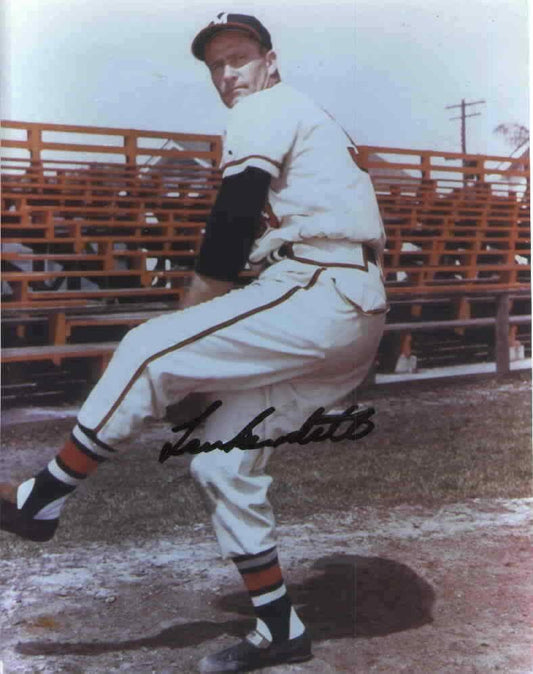 Lew Burdette autographed Milwaukee Braves 8x10 photo - AutographsForSale.com