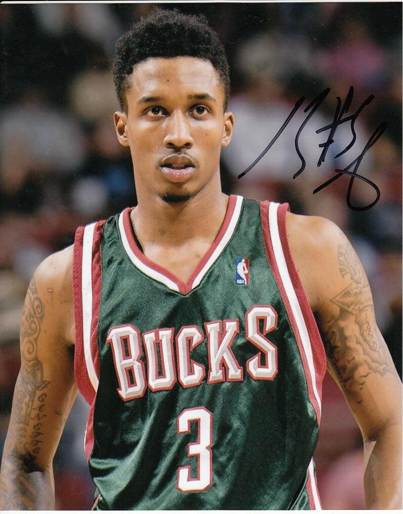 Brandon Jennings autographed Milwaukee Bucks 8x10 photo - AutographsForSale.com