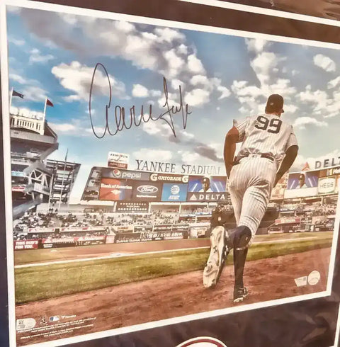50b400f1ed7563d3249ee8e3b0140f57 - AutographsForSale.com
