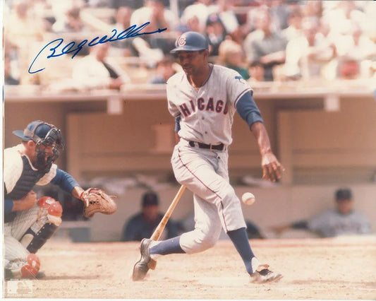 Billy Williams signed Chicago Cubs vintage 8x10 Action photo - AutographsForSale.com