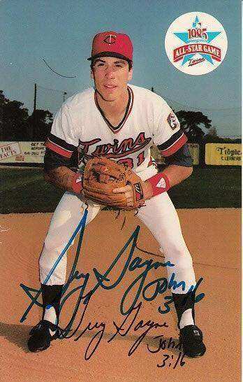 53248b2bd51994fe001636dce704cea9 - AutographsForSale.com