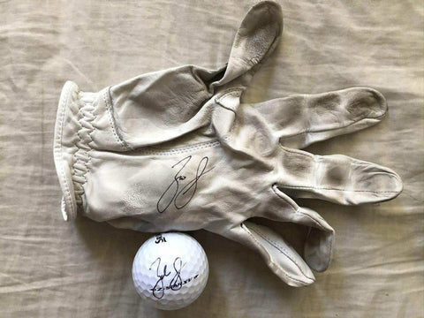 54c660b3214c50dfd73bd224d843206c - AutographsForSale.com