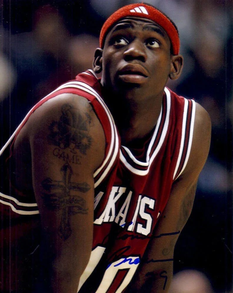 Ronnie Brewer autographed Arkansas Razorbacks 8x10 photo - AutographsForSale.com