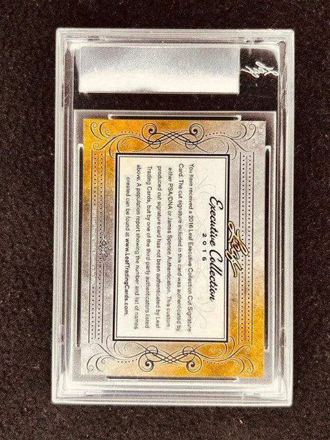 564f01b74f9143c6fc61fddcd14d9c5a - AutographsForSale.com